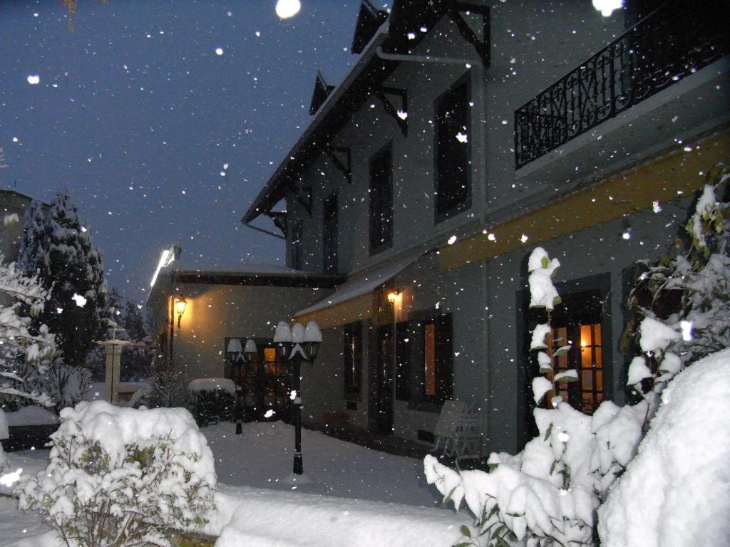 Hôtel Du Parc La Rochette (Savoie) Exterior foto
